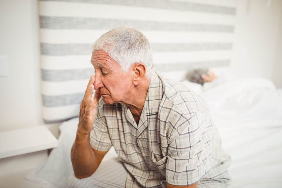 Why Does the Elderly Sleep So Much? [Questions About Aging] - Elderly ...