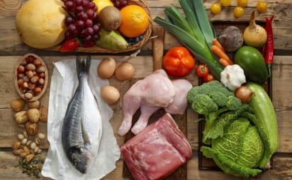 The paleo diet, often known as the "caveman diet," focuses on lean meats, fish, vegetables, fruits, nuts and seeds, and healthy fats.